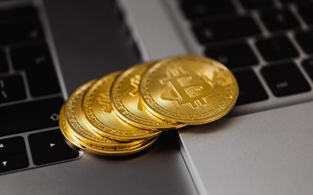 Carteira de cripto: hot wallet, cold wallet e como proteger as chaves