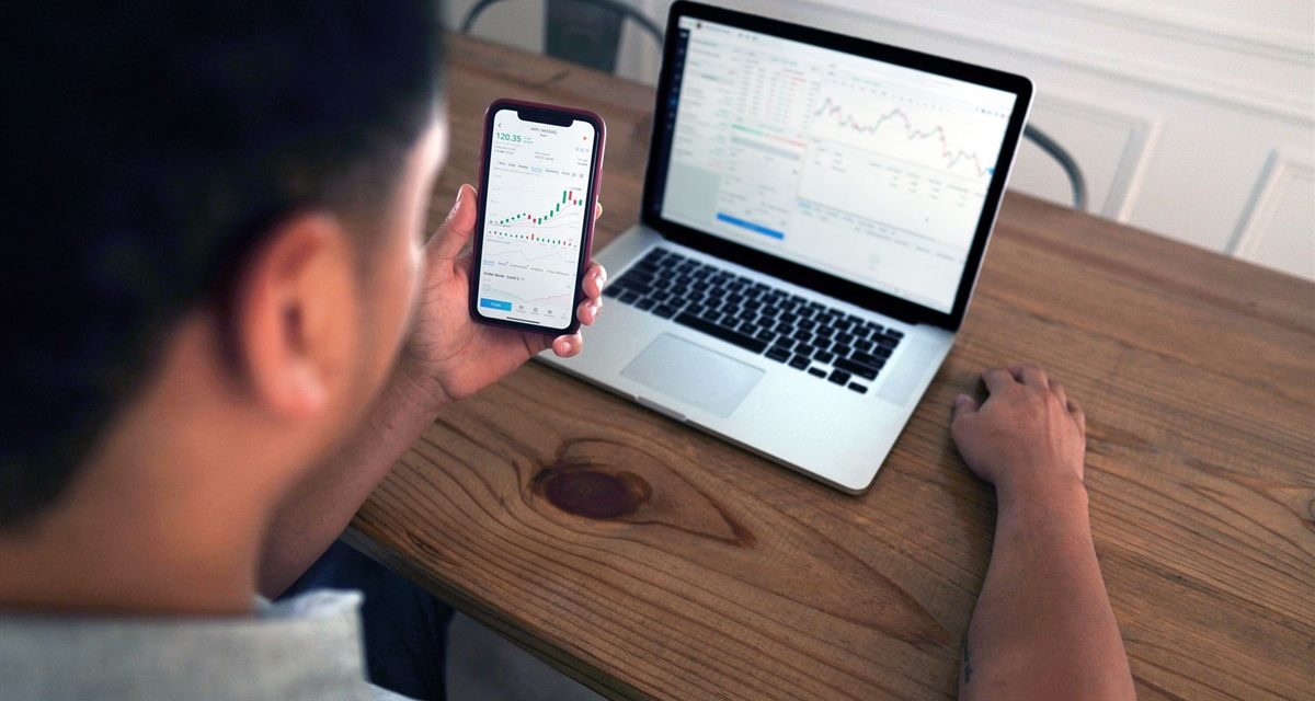 Como Escolher uma Corretora de Investimentos