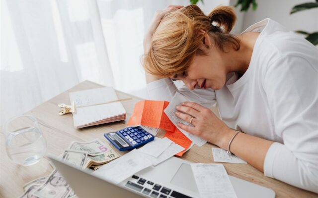Como renegociar dívidas: acordo, portabilidade e o Desenrola