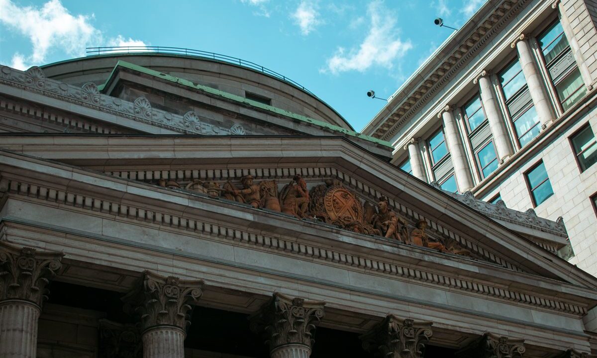Como o Banco Central atua no câmbio: leilão, swap e reservas