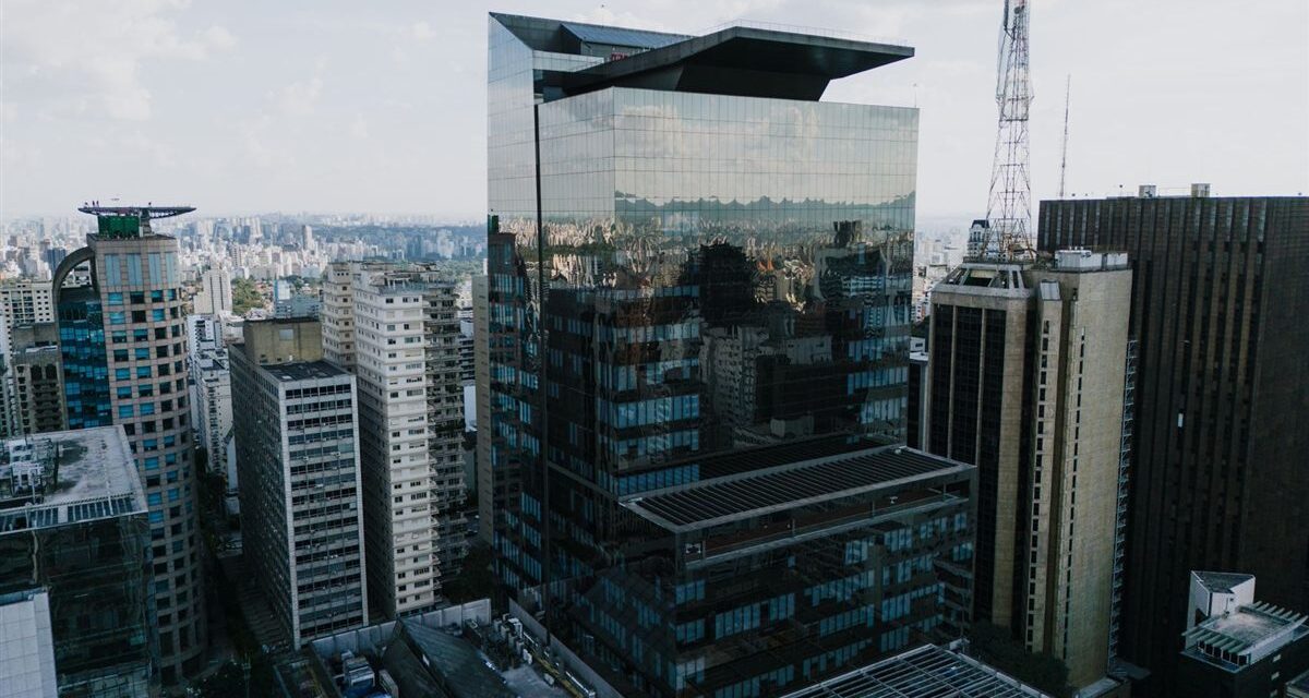 Ibovespa a 178 mil: o dinheiro trocou de setor