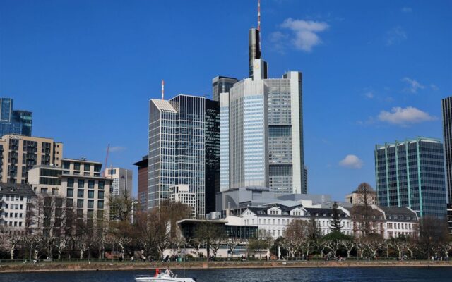 Placar dos bancos no 2T26: Itaú 24,3%, Bradesco 16,2%