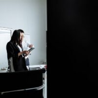 Pró-labore ou dividendos: o que paga menos imposto em 2026
