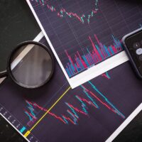 Quando o Fed corta juros: o que muda nos seus investimentos