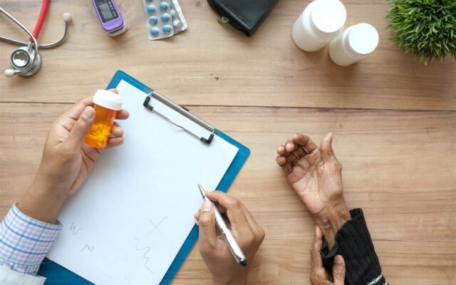 Auxílio-doença: como pedir e o que fazer se for negado