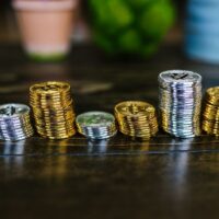 Bitcoin volta aos 78 mil e o ethereum supera os US$ 2.500