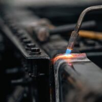 Brent desaba a US$ 101,77 com a Arábia sinalizando reparo