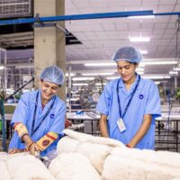 Produção industrial sobe 0,2% em julho, abaixo do esperado